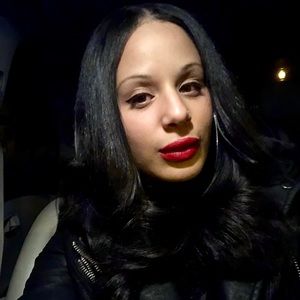 Meet your Posher, Nadia